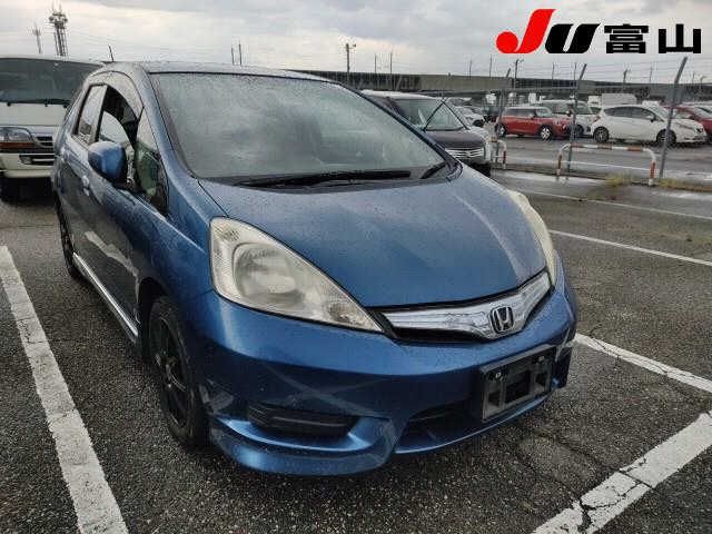 1029 Honda Fit shuttle GP2 2011 г. (JU Toyama)